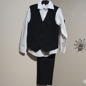 Classic Black  Boys Suit Set.